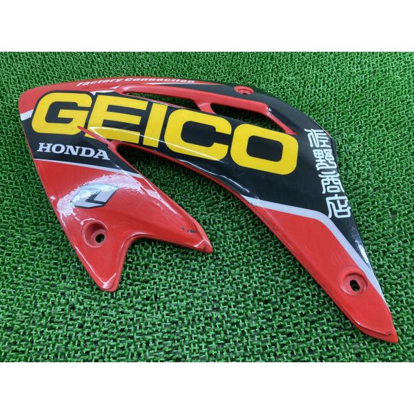 XR250 シュラウド 左 赤 KCZ ホンダ 純正 バイク 部品 MD30 割れ欠け無し 品薄 希少品 車検 Genuine 【中古】 74 ホンダ（HONDA） XR250 シュラウド 左 赤 KCZ 純正 中古 バイク 部品