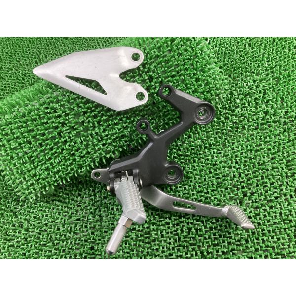 NINJA400 ステップ 右 DSC1-2 カワサキ 純正 中古 バイク 部品 EX400G