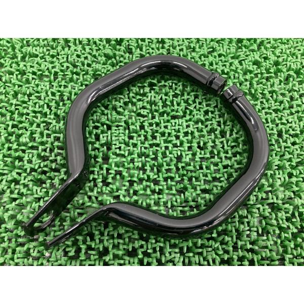 W800 グラブバー 左右 黒 カワサキ 純正 バイク 部品 EJ800B ストリート タンデムグリップ アシストグリップ 綺麗 良品 【中古】 50 カワサキ（Kawasaki） W800 グラブバー 左右 黒 純正 中古 バイク 部品
