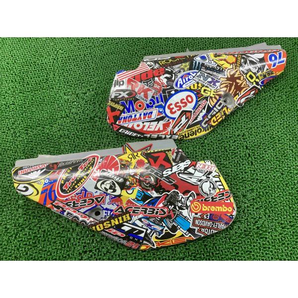 CRM50 CRM80 サイドカバー 左右 GS2/GW6 ホンダ 純正 中古 AD10 HD11 GS2 GW6 修復素材やペイント素材に コケキズ無し mS ホンダ（HONDA） CRM50 CRM80 サイドカバー 左右 GS2/GW6 純正 中古