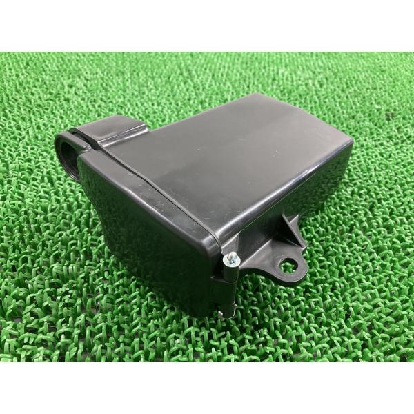 FTR223 純正工具ツールボックス 純正工具、取り付けステー付き FTR223 純正工具ツールボックス 純正工具、取り付けステー付き