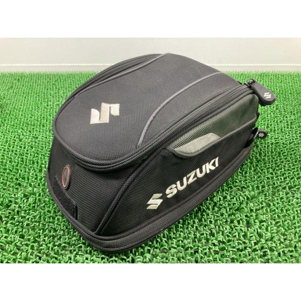 Vストローム1050 タンクバッグ スズキ 純正 中古 容量5-9L スモールタイプ コンディション良好 破れ無し 品薄 希少品 wI スズキ（SUZUKI） Vストローム1050 タンクバッグ 純正 中古 バイク