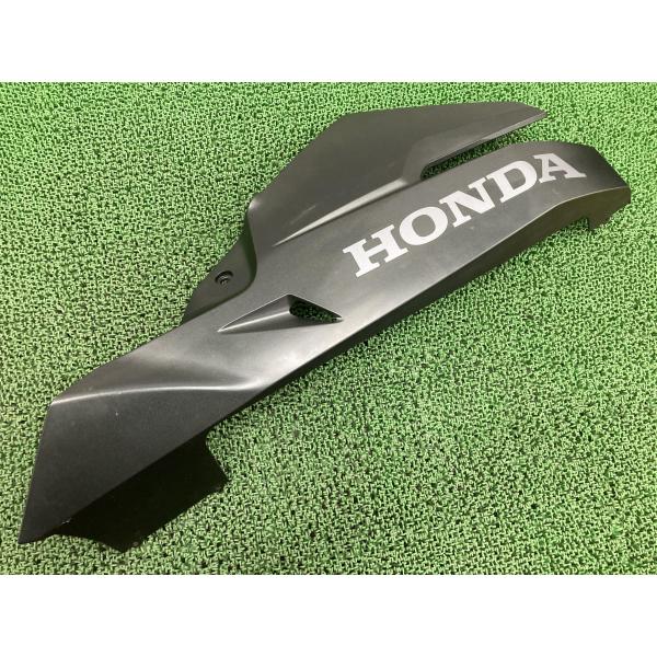 CBR250RR アンダーカウル 右 ガンM K64 ホンダ 純正 バイク 部品 MC51 割れ欠け無し 品薄 希少品 車検 Genuine 【中古】 59 ホンダ（HONDA） CBR250RR アンダーカウル 右 ガンM K64 純正 中古