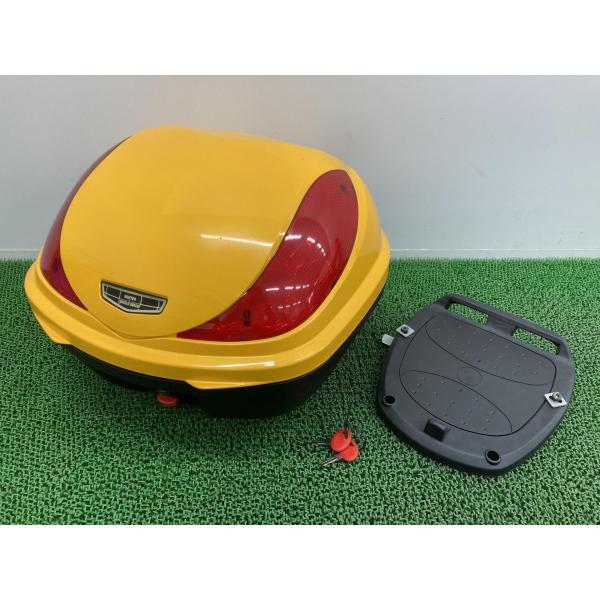 ワールドウォーク製CT125ハンターカブ トップケース 黄M 社外 JA55 JA65 32L ターメリックイエロー 高強度ABS製 【中古】 98 ワールドウォーク製CT125ハンターカブ トップケース 黄M 社外 中古