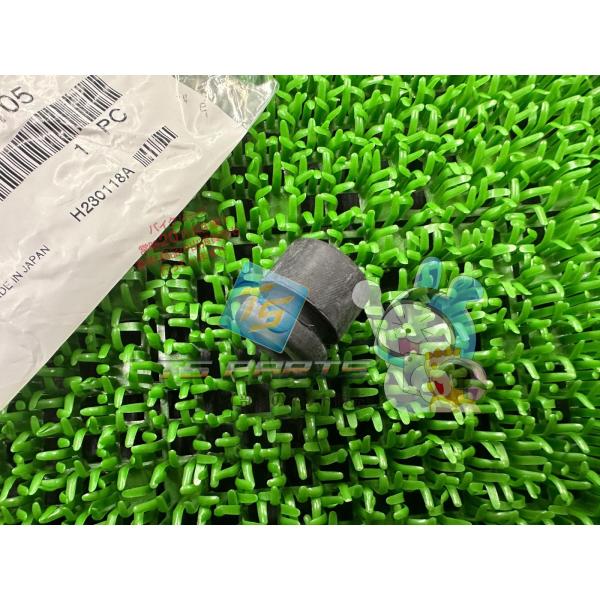 SR400 サイドカバーグロメット 在庫有 即納 ヤマハ 純正 新品 バイク 部品 YAMAHA 車検 Genuine SRX400 SRV250 ジール SRX600 ルネッサ Or