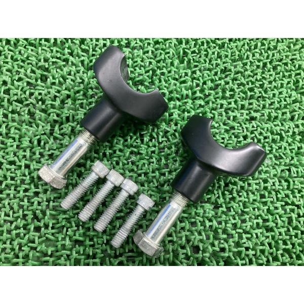 XL883N ハンドルポスト 左右 56116-82A/56117-82A ハーレー 純正 56116-82A 56117-82A スポーツスター 14-22年 【中古】 15 XL883N ハンドルポスト 左右 56116-82A/56117-82A ハーレー 純正 中古