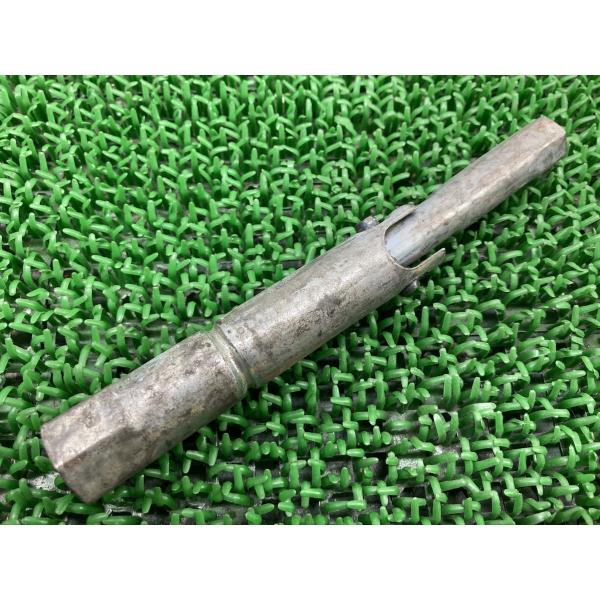TL1000S プラグレンチ スズキ 純正 中古 バイク 部品 VT51A プラグソケット 機能的問題なし 品薄 希少品 車検 Genuine 77