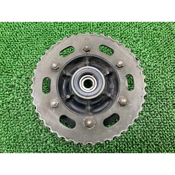 カワサキ（Kawasaki） ZRX400 リアホイールハブ 1136 純正 中古 バイク