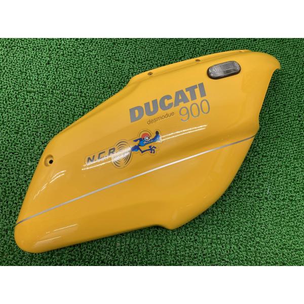 SS900 サイドカウル 右 黄 48030851A ドゥカティ 純正 バイク 部品 スーパースポーツ900 修復素材に 品薄 希少品 【中古】 81 SS900 サイドカウル 右 黄 48030851A ドゥカティ 純正 中古 バイク