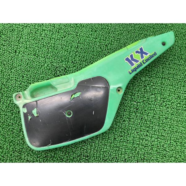 カワサキ（Kawasaki） KDX80 サイドカバー 右 緑 36001-1180 純正 中古