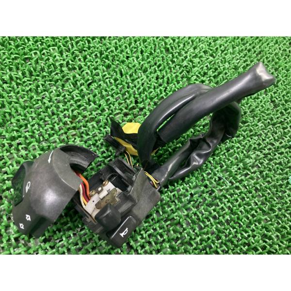 スズキ（SUZUKI） スカイウェイブ250 ハンドルスイッチ 左 374-18 純正