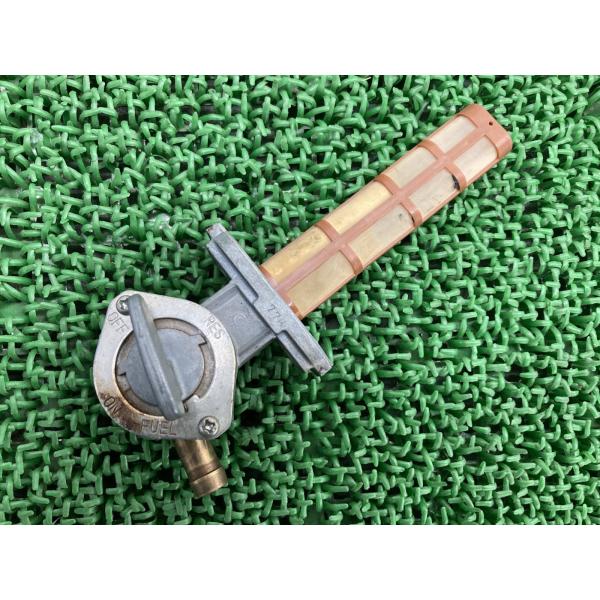 カワサキ（Kawasaki） エストレヤ フューエルコック 純正 中古 バイク