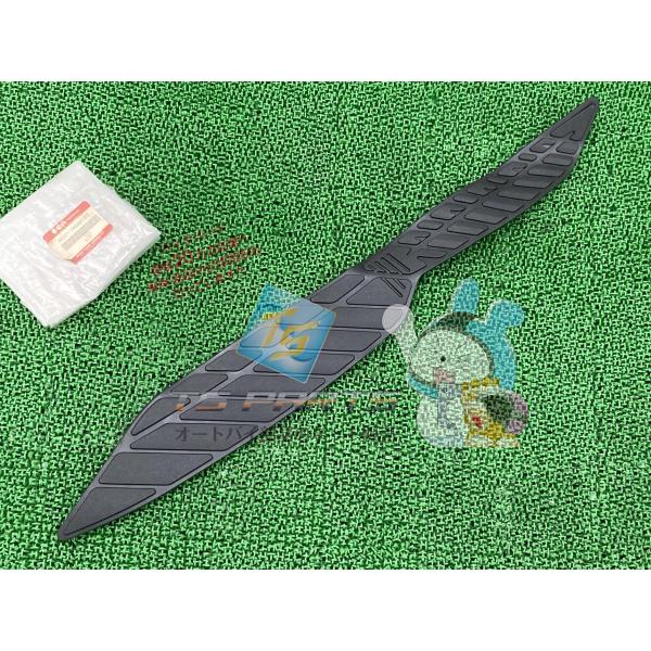スカイウェイブ250 ステップラバー 左 在庫有 即納 スズキ 純正 新品 バイク 部品 フロアマット 在庫有り 即納可 車検 Genuine 9 スズキ（SUZUKI） スカイウェイブ250 ステップラバー 左 在庫有 即納