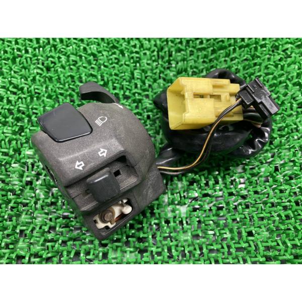 スズキ（SUZUKI） GSX400インパルス ハンドルスイッチ 左 374-18 純正