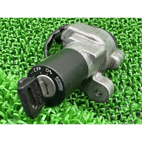 スズキインパルスGK7CA キーシリンダー Amazon.co.jp: バイク用キー