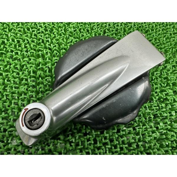 き*星様 CB750F 純正 ガソリンタンクキャップ RC04 CB400N C ホンダ（HONDA） CB750F タンクキャップ 純正 中古 バイク 部品 RC04