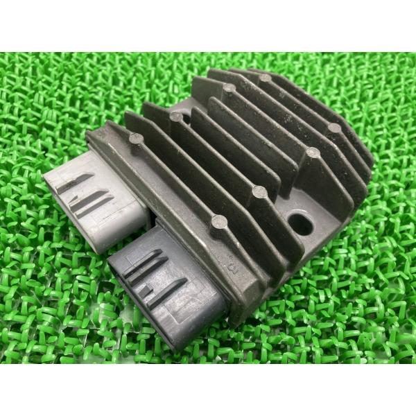 マジェスティ250 レギュレター ヤマハ 純正 中古 バイク 部品 SG20J 5ピン MOSFETにも レギュレーター レクチファイア 機能的問題なし FZ-1フェザー pH