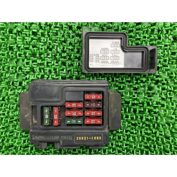 ゼファー400 ヒューズボックス 26021-1093 カワサキ 純正 中古 バイク 部品 ZR400C ジャンクションボックス エストレヤ FI 機能的問題なし 品薄 希少品 Xw