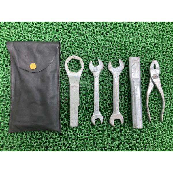 車載工具 ヤマハ 純正 中古 バイク 部品 ツールキット FZR XJR YZF SRX TW XMAX VMAX SR TZR DT MT セロー WR ドラスタ トラブル対処に 機能的問題無し As