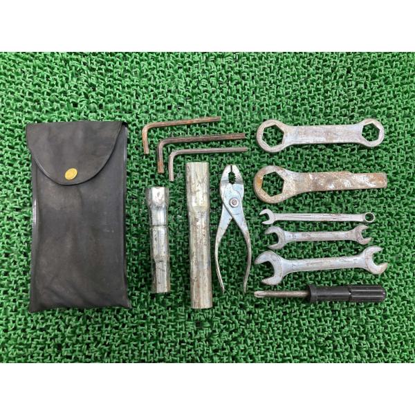 車載工具 ヤマハ 純正 中古 バイク 部品 ツールキット FZR XJR YZF SRX TW XMAX VMAX SR TZR DT MT セロー WR ドラスタ メンテにも 機能的問題無し cE