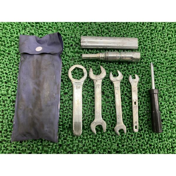 車載工具 ホンダ 純正 中古 バイク 部品 ツールキット CB CBR CBX CRF GB NC VFR X-4 レブル シャドウ 機能的問題なし トラブル対処に メンテにも vY
