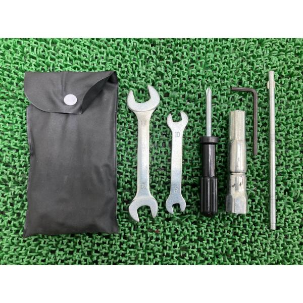 マジェスティ250 車載工具 ヤマハ 純正 中古 バイク 部品 SG03J マジェスティC ツールキット 機能的問題無し トラブル対処に メンテにも 車検 Genuine Wi