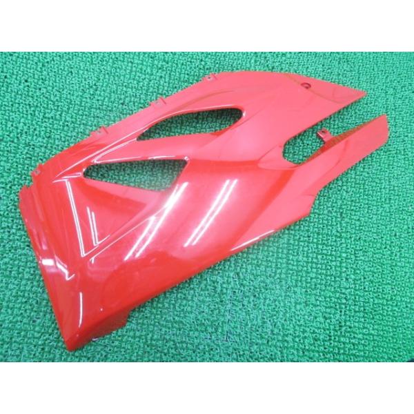 1299パニガーレ アンダーカウル 左 赤 480.1.739.1A ドゥカティ 純正 バイク 部品 割れ欠け無し そのまま使える 【中古】 32 1299パニガーレ アンダーカウル 左 赤 480.1.739.1A ドゥカティ 純正