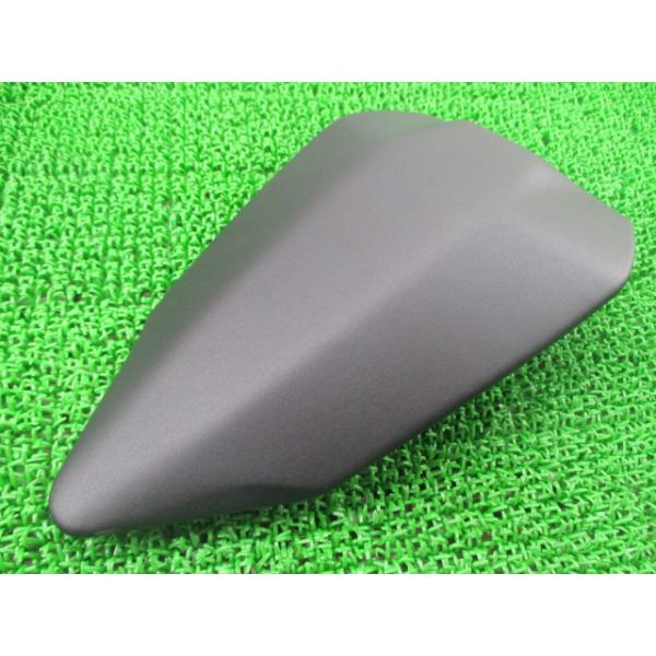 1199パニガーレ タンデムシート 59521091A ドゥカティ 純正 バイク 部品 極上品 ハイクオリティ 破れ無し 品薄 希少品 【中古】 28 1199パニガーレ タンデムシート 59521091A ドゥカティ 純正 中古