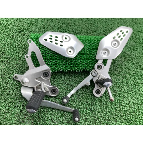 YAMAHA MT-07 ステップ 左右 1WS ヤマハ 純正 中古 バイク 部品 RM07J