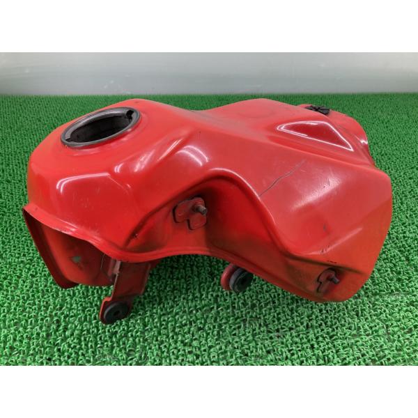 ホンダ（HONDA） CRM50 タンク 赤 純正 中古 バイク 部品 AD10 修復