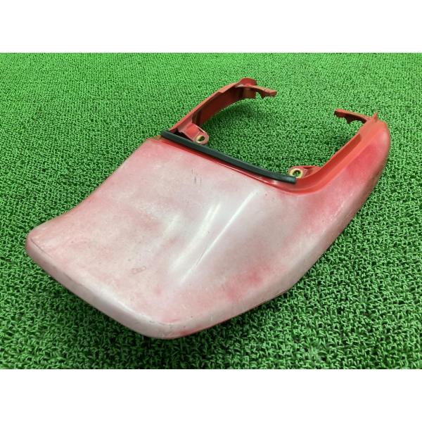 値下げです！美品98年式から取り外しNC31用 タンク、テールカウル 値下げです！美品98年式から取り外しNC31用 タンク、テールカウル