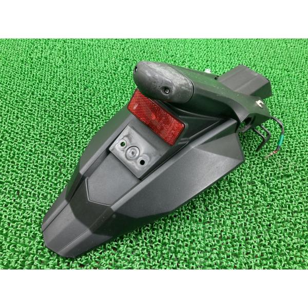 カワサキ（Kawasaki） NINJA400 リアフェンダー 35019-0556 純正 中古