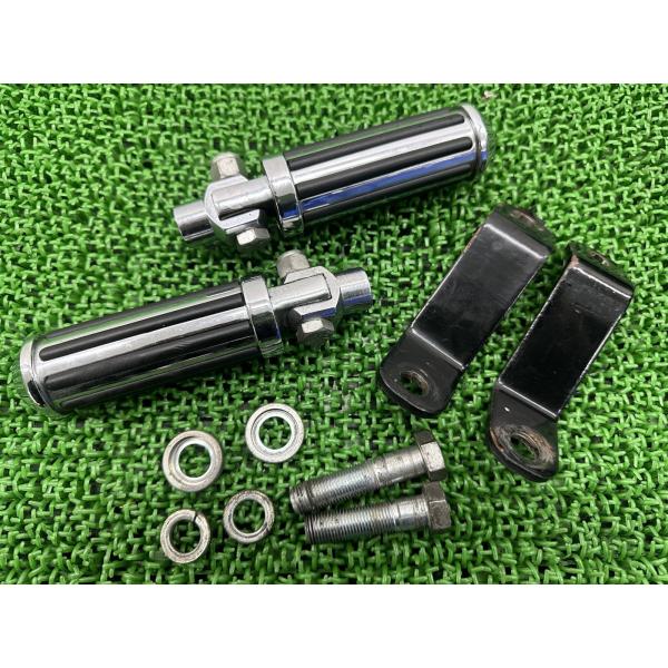 ネオファクトリー製ソフテイル タンデムステップ 左右 社外 中古 ハーレー エボ ホルダー付 パッセンジャーフットペグ FLSTF oJ ネオファクトリー製ソフテイル タンデムステップ 左右 社外 中古