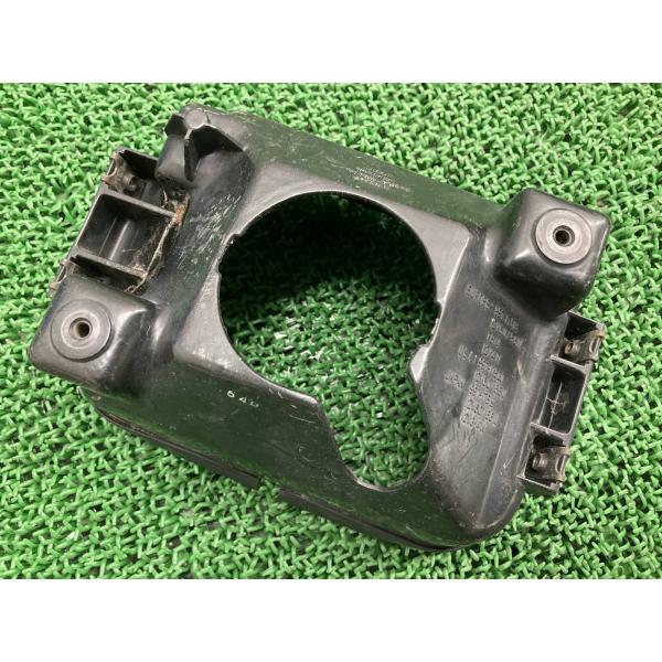 RG400ガンマ ヘッドライトケース 110-32326/997-17519 スズキ 純正 中古 HK31A 110-32326 997-17519 修復素材に コケキズ無し Ld スズキ（SUZUKI） RG400ガンマ ヘッドライトケース 110-32326/997