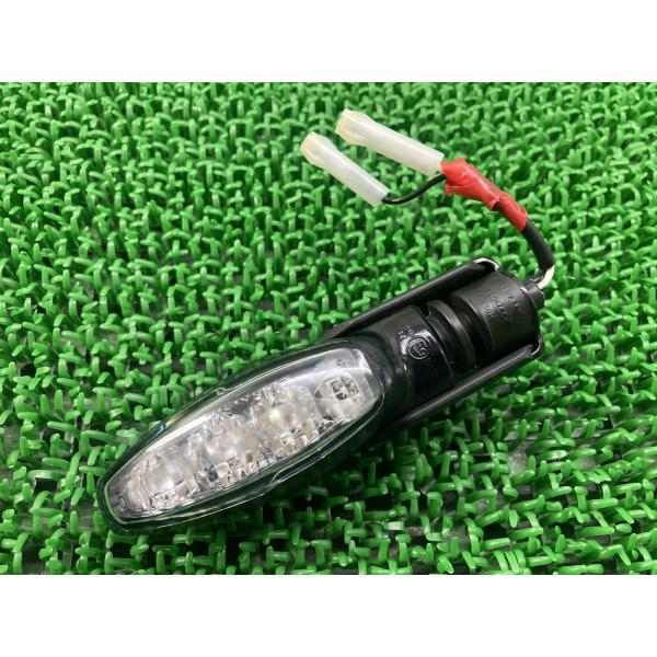トライデント660 リアウインカー 片側 11896/63026 トライアンフ(TRIUMPH) 純正 中古 バイク 部品 11896 63026 トライアンフ TRIDENT LED mA