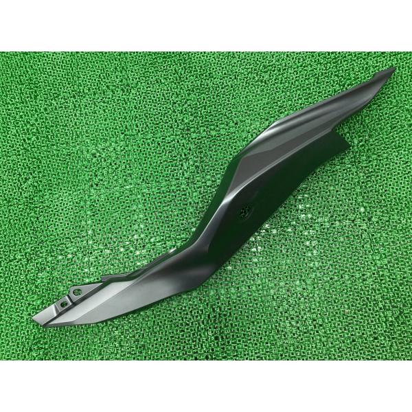 カワサキ（Kawasaki） ZX-4R シートカウル 左 36041-0054 純正 中古