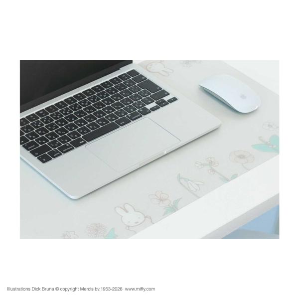 11月下旬入荷 予約 ミッフィー グッズ デスクマット ティーズファクトリー 机マット 透明 32cm×55cm メーカー公式