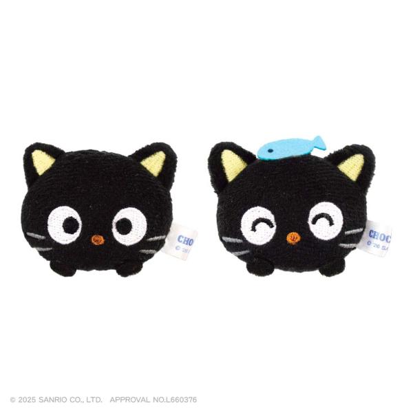 [Release date: February 28, 2026]元気いっぱいでおっちょこちょいな黒ネコの男のコチョコキャットの『ぬいぐるみマグネット』メモを挟むとチョコキャットがひょっこりのぞいて可愛い！※画像についてはイメージとなります...