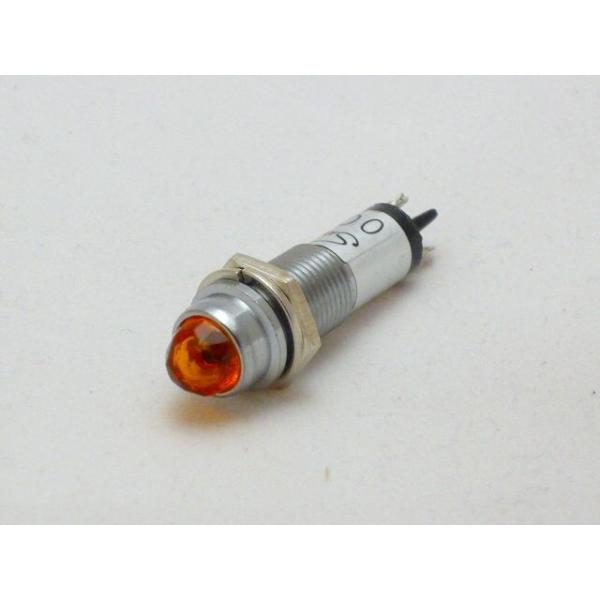 定格電圧：DC24V（赤色に塗られている端子がプラスです）定格電流：10mA耐電圧：AC 500V 1分間絶縁抵抗：DC 500V 100MΩ 以上発光色：黄本体材質：真鍮スズコバルトメッキ（レンズ：ポリカーボネイト）製品は改良の為、予告な...