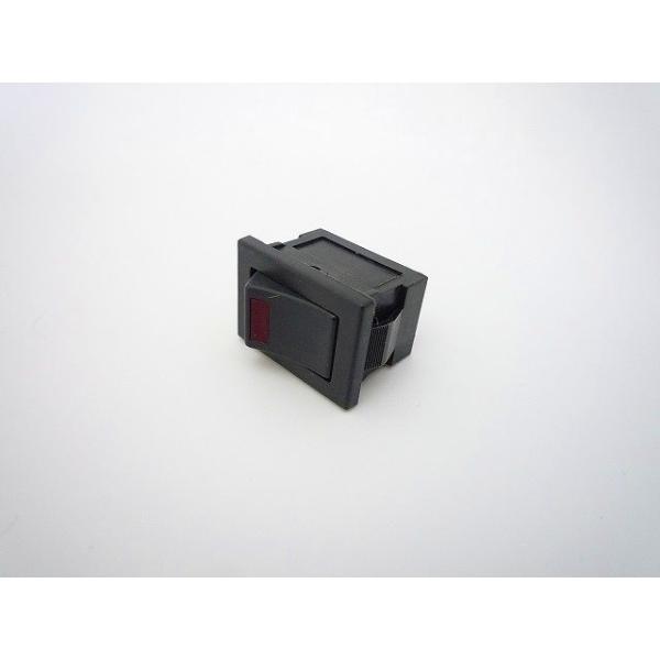 型番：DS850KSLRK赤色LED（VF：1.7V　IF：20mA）パネル厚板：1〜2.5mm回路：SPST（2P）スイッチ特性：ON-OFF電流容量：5A.125V.AC / 3A.250V.AC絶縁抵抗：DC.500V 100MΩ以上...