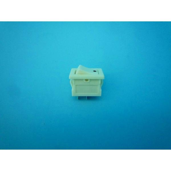 品番：DS-850K-S-WD-W回路：SPST（2P）スイッチ特性：ON-OFF電流容量：5A.125V.AC / 3A.250V.AC絶縁抵抗：DC.500V 100MΩ以上(MIN)絶縁耐圧：AC.2000V 1分間接触抵抗：20mΩ...