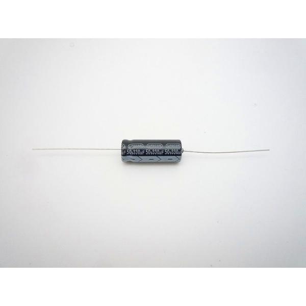 横型電解コンデンサ小型アルミニウム電解コンデンササイズ　Φ10mm x 26mm使用温度範囲　-25 〜 +105℃定格電圧　50V静電容量　330μF静電容量許容差　±20％（20℃，120Hz)特長 FEATURE・民生機器用標準品・1...