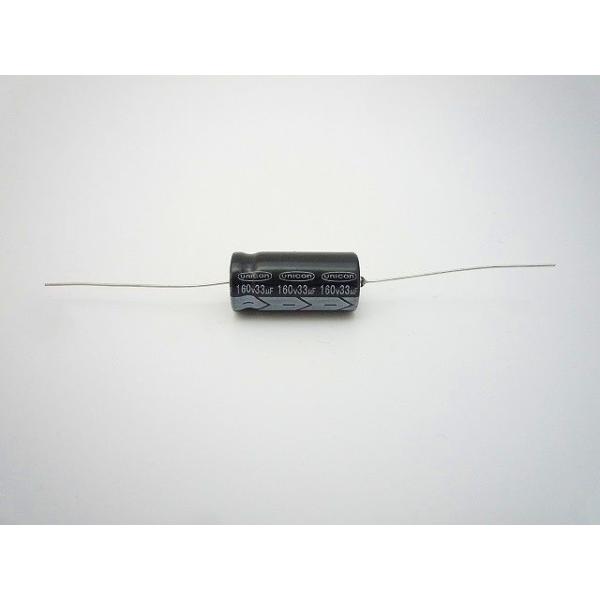 横型電解コンデンサ小型アルミニウム電解コンデンササイズ　Φ12.5mm x 26mm使用温度範囲　-25 〜 +105℃定格電圧　160V静電容量　33μF静電容量許容差　±20％（20℃，120Hz)特長 FEATURE・民生機器用標準品...