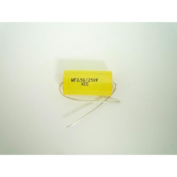 定格電圧：250VDC静電容量：0.56μF(564)【実測】サイズ：W23.5×H12.5×T6.0(mm)リード径：φ0.6(mm)