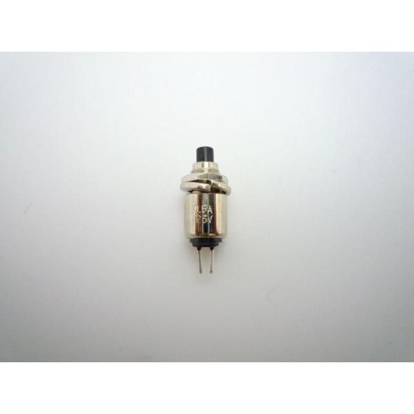 取付穴参考寸法：φ5.2ボタンカラー：黒品番：MS-402回路：SPST（2P）スイッチ特性：OFF-(ON)電流容量：0.5A.125V.AC絶縁抵抗：DC.500V 100MΩ以上(MIN)絶縁耐圧：AC.1000V 1分間接触抵抗：2...