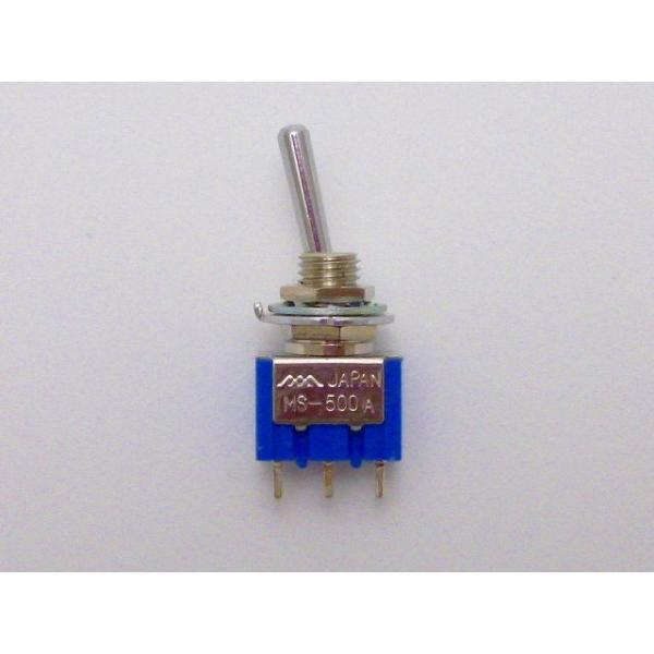 品番：MS500AB回路：SPDT（3P）スイッチ特性：ON-ONレバー倒れ角度：24°±4°端子形状：半田端子操作形状：バット状レバー電流容量：6A.125V.AC絶縁抵抗：DC.500V 100MΩ以上(MIN)絶縁耐圧：【端子間】AC...