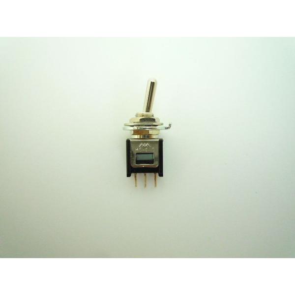 品番：MS610A端子形状：P.C 端子回路：SPDT（3P）スイッチ特性：ON-ON電流容量：0.3A.125V.AC絶縁抵抗：DC.500V 100MΩ以上(MIN)絶縁耐圧：AC.1000V 1分間(Minute)接触抵抗：20mΩ以...