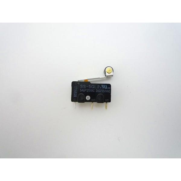 超小形基本スイッチSS-5GL2アクチュエータ ヒンジ・ローラ・レバー形 φ4.8×3.2接点構成 1c (単極双投形)端子仕様 はんだづけ端子定格通電電流 5A開閉能力（AC） 抵抗負荷: AC125V 5A、AC250V 3A動作に必要...