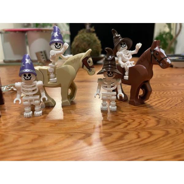 レゴ 骨馬 装甲スケルトンライダーを乗せたスケルトンMC馬 - MC、本物の
