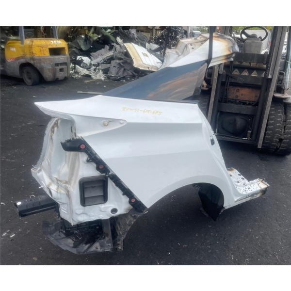 50プリウス 前期 右フェンダー